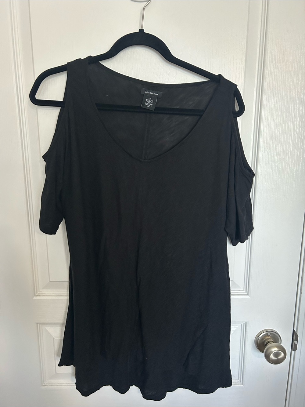 Calvin Klein Jeans Black Cold-Shoulder V-Neck Tee